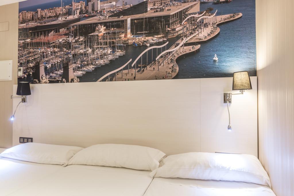 Hostal Bcn Ramblas Barcelona Eksteriør billede