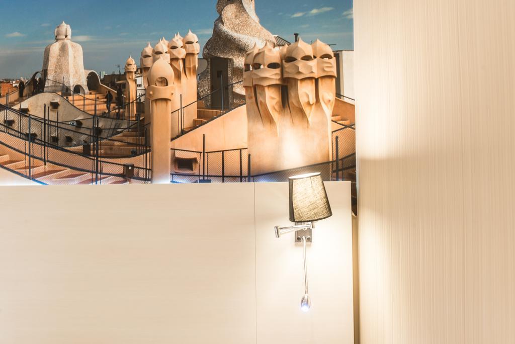 Hostal Bcn Ramblas Barcelona Eksteriør billede