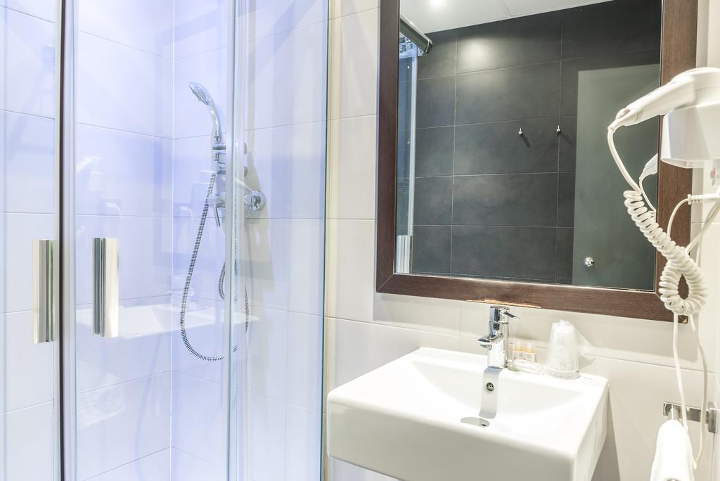 Hostal Bcn Ramblas Barcelona Eksteriør billede