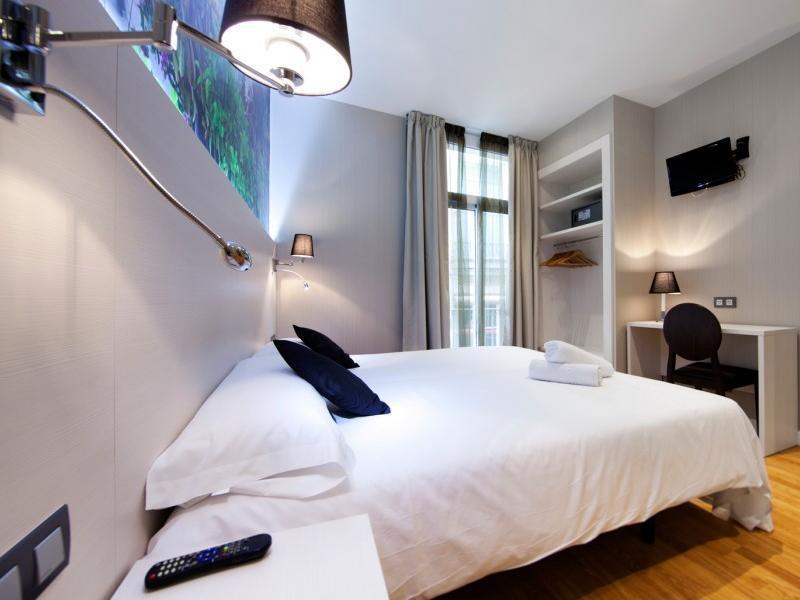 Hostal Bcn Ramblas Barcelona Eksteriør billede