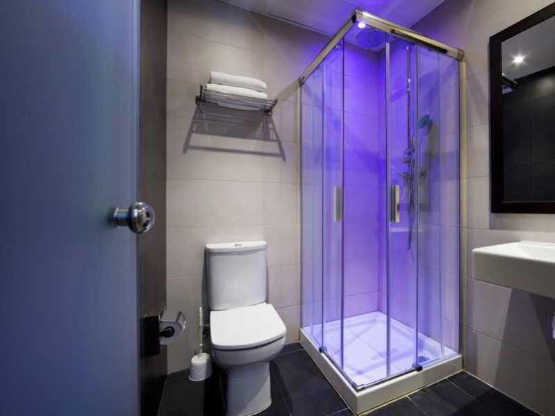 Hostal Bcn Ramblas Barcelona Eksteriør billede